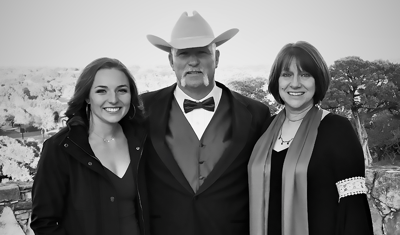 Photo of Craig Russell and his family