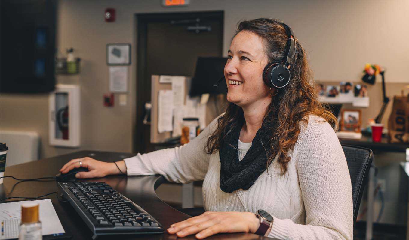 As part of the Provider Relations team, Kristen helps to keep bills low. (Hannah Gow/Samaritan Ministries)